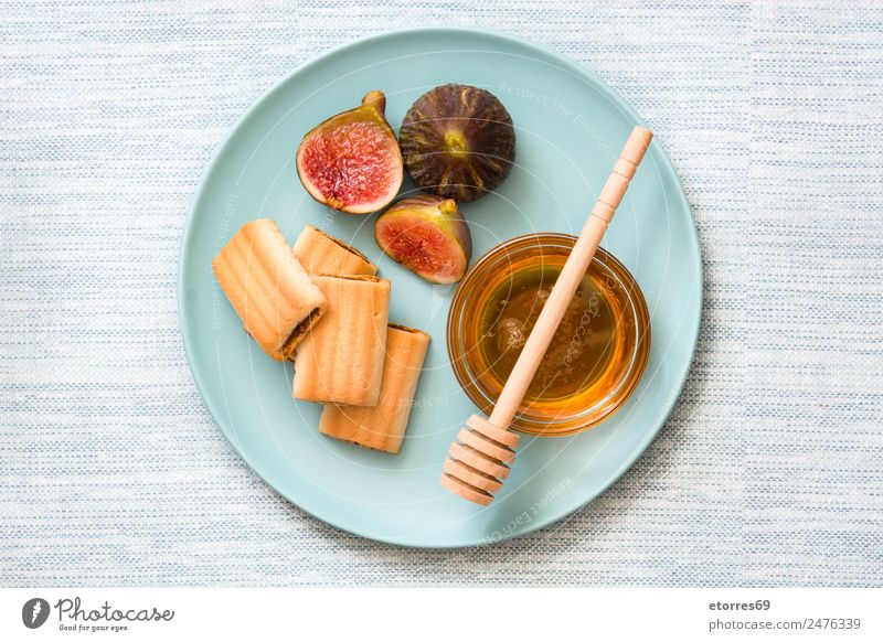 Feigenkekse auf weißem Holztisch Plätzchen Kekse Frucht Lebensmittel Gesunde Ernährung Foodfotografie Gesundheit frisch Antioxidans roh süß tropisch Dessert