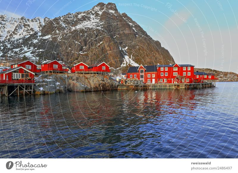 Roter Ferienhaus-Tourist in A i Lofoten. Sorvagen-Norwegen-323 Fisch Meeresfrüchte ruhig Angeln Ferien & Urlaub & Reisen Tourismus Insel Winter Schnee