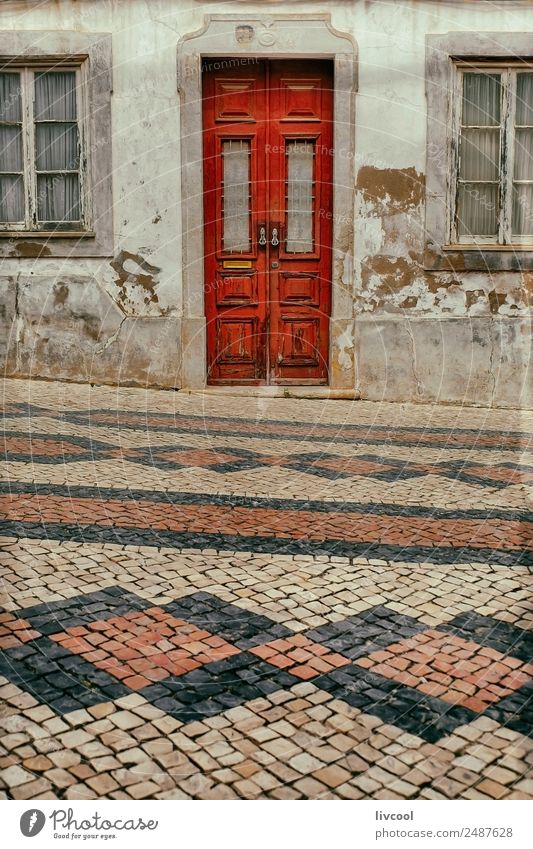 rote Tür, Lagos-Algarve Ferien & Urlaub & Reisen Tourismus Ausflug Haus Kunst Architektur Dorf Kleinstadt Stadt Gebäude Fassade Straße alt schön einzigartig