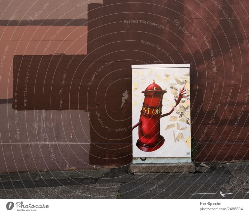 Post Office Bauwerk Gebäude Mauer Wand Graffiti lustig Stadt braun rot Briefkasten Straßenkunst Dekoration & Verzierung Anstrich Kasten Telekommunikation