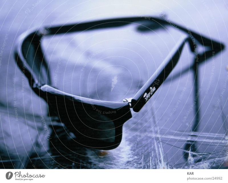 Sonnenbrille Unschärfe schwarz Freizeit & Hobby Ray-Ban