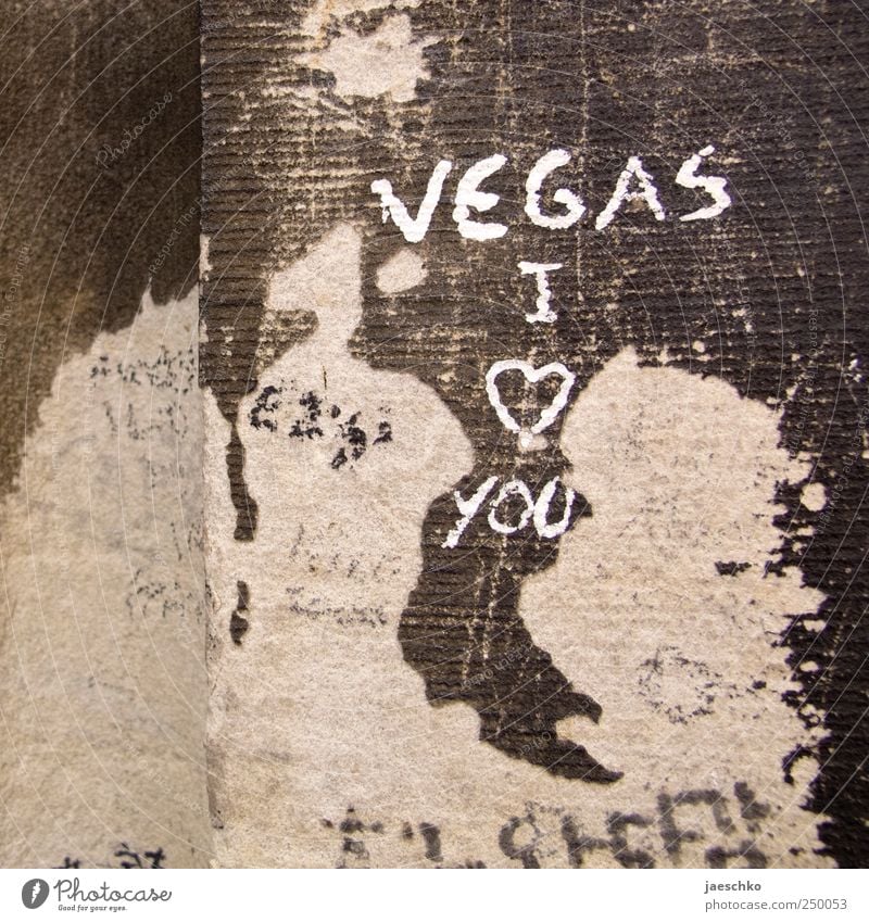 Nie wieder Hütchenspiel Ruine Stein Beton Zeichen Schriftzeichen Graffiti Verfall Vergänglichkeit Las Vegas Glücksspiel taggen Schmiererei Wand Kritzelei Liebe