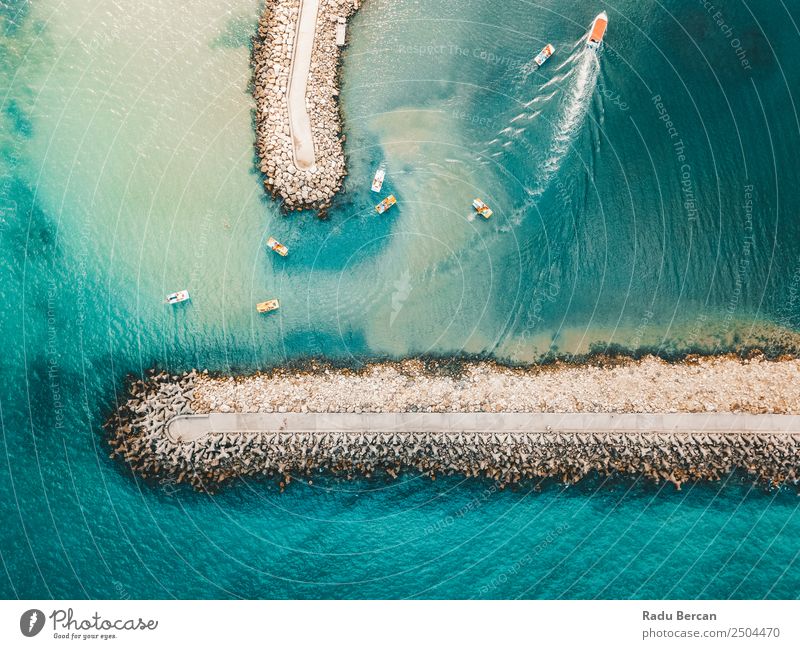 Luftaufnahme des Betonpiers auf türkisfarbenem Wasser am Schwarzen Meer Felsen Strand Buhne Hintergrundbild blau Stein Natur Ferien & Urlaub & Reisen Landschaft