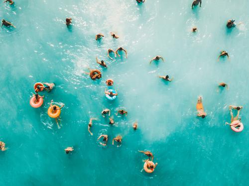 Sommerliche Luftansicht des klaren Ozeans Wasser voller Touristen exotisch Freude schön Erholung Schwimmen & Baden Freizeit & Hobby Ferien & Urlaub & Reisen