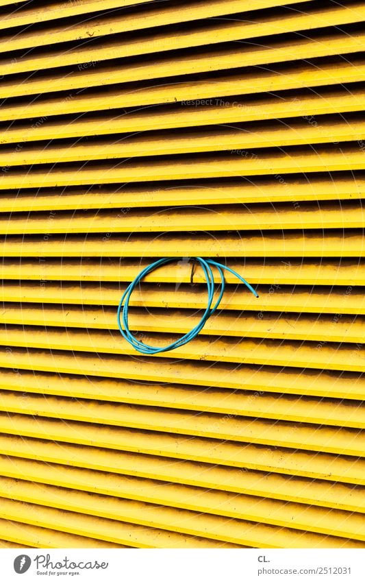 blaues kabel Baustelle Kabel Jalousie Rollo gelb komplex Farbfoto Außenaufnahme abstrakt Muster Strukturen & Formen Menschenleer Tag