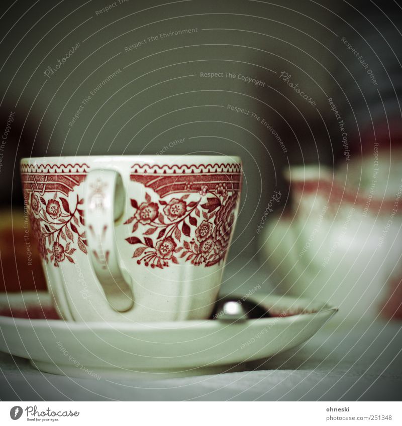 Kasse Taffee? Häusliches Leben Tasse Untertasse Geschirr Löffel Dekoration & Verzierung Kaffee Nostalgie Kaffeetasse Kaffeetrinken Farbfoto Innenaufnahme