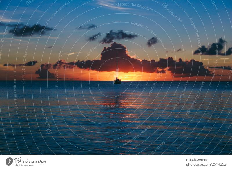 St. Lucia Sonnenuntergang Ferien & Urlaub & Reisen Insel Segeln Wolken Segelboot blau orange Gelassenheit rodney bay st. lucia Karibik friedlich ruhig