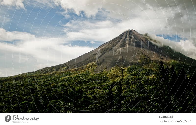 Landschaft Sommer Schönes Wetter Wald Vulkan Abenteuer anstrengen Duft Idylle Inspiration Kraft Macht ruhig Umwelt Wachstum Ferne Ziel Costa Rica Farbfoto