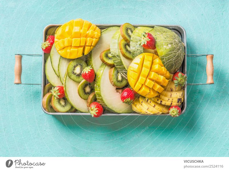 Sommer Obst Platte Lebensmittel Salat Salatbeilage Frucht Dessert Ernährung Mittagessen Bioprodukte Vegetarische Ernährung Diät Stil Design Gesunde Ernährung