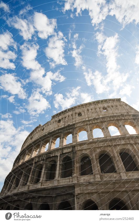 Rom Ferien & Urlaub & Reisen Sightseeing Städtereise Kultur Italien Bauwerk Architektur Historische Bauten Sehenswürdigkeit Wahrzeichen Kolosseum alt groß Macht