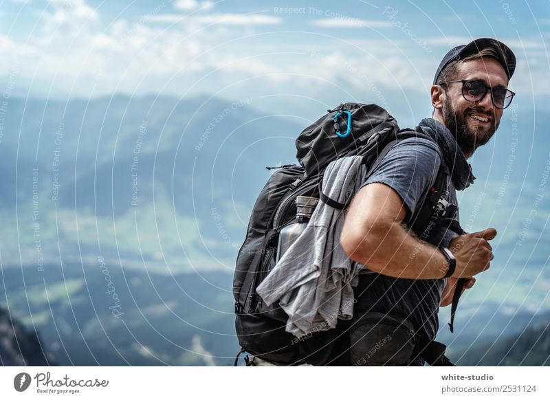 Auf geht's! Fitness Sport-Training Klettern Bergsteigen Sportler wandern Mann Erwachsene Umwelt Natur Landschaft Hügel Alpen Berge u. Gebirge