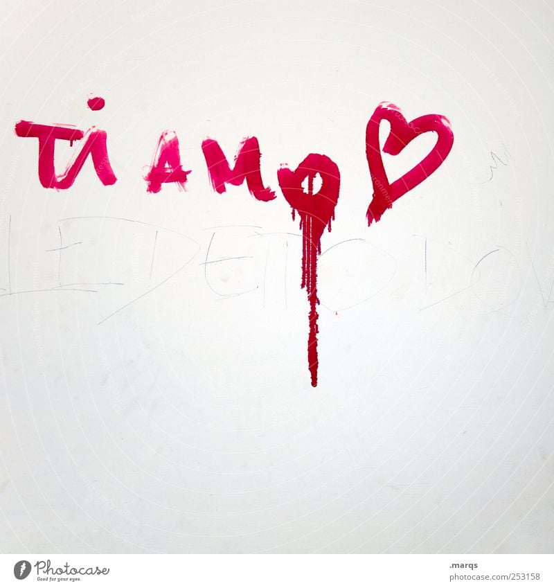 Ti Amo Lifestyle Mauer Wand Zeichen Schriftzeichen Graffiti Herz Kitsch rot weiß Gefühle Leidenschaft Verliebtheit Romantik Liebeskummer Farbe Leben Italienisch