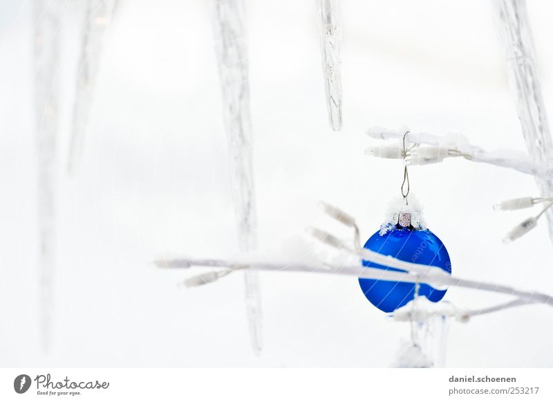 Weihnachtspostkarte Dekoration & Verzierung Winter Eis Frost Schnee Kugel hell blau weiß Weihnachten & Advent Weihnachtsdekoration Christbaumkugel Eiszapfen
