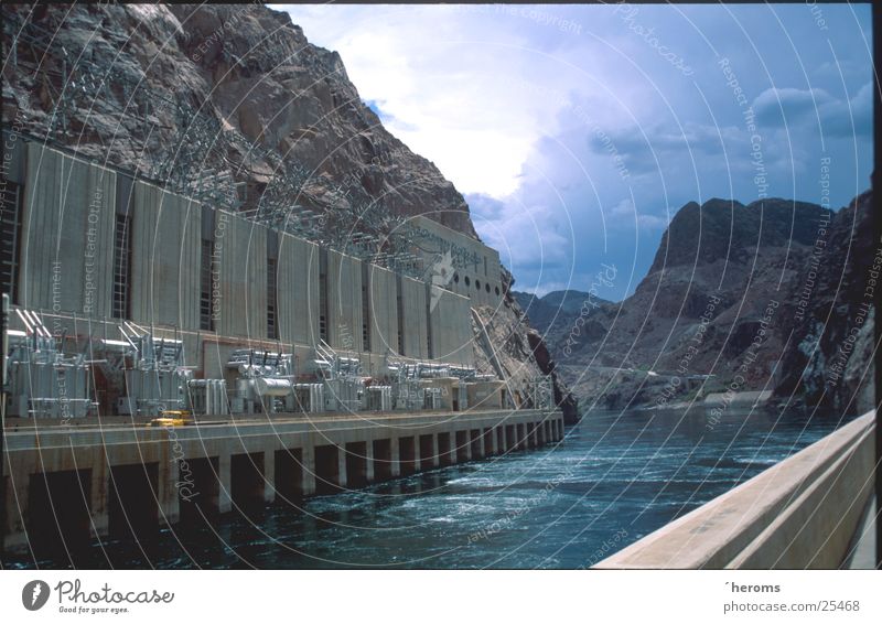 Hoover Dam Stausee Staumauer Nevada Wasserkraftwerk Industrie Lake Mead USA