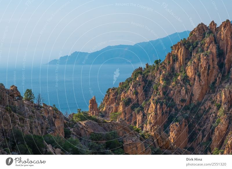Westküste von Korsika Ferien & Urlaub & Reisen Tourismus Ausflug Ferne Freiheit Sightseeing Sommer Sommerurlaub Meer Berge u. Gebirge wandern Hügel Felsen Küste