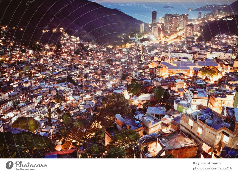 Rocinha Tourismus Abenteuer Städtereise Häusliches Leben Wohnung Rio de Janeiro Elendsviertel Brasilien Südamerika Stadt bevölkert überbevölkert Haus Hütte