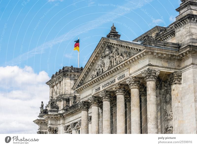 Reichstag (Bundestag) in Berlin Ferien & Urlaub & Reisen Tourismus Ausflug Sommer Sommerurlaub Himmel Wolken Schönes Wetter Stadt Hauptstadt Stadtzentrum