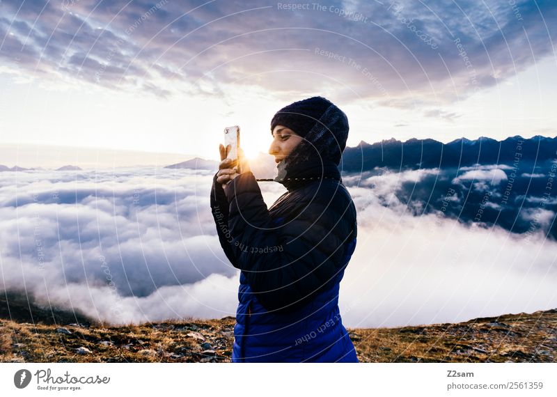 Sonnenaufgang | Selfie | Alpen Freizeit & Hobby Ferien & Urlaub & Reisen Ausflug Abenteuer Freiheit Berge u. Gebirge Feste & Feiern Junge Frau Jugendliche