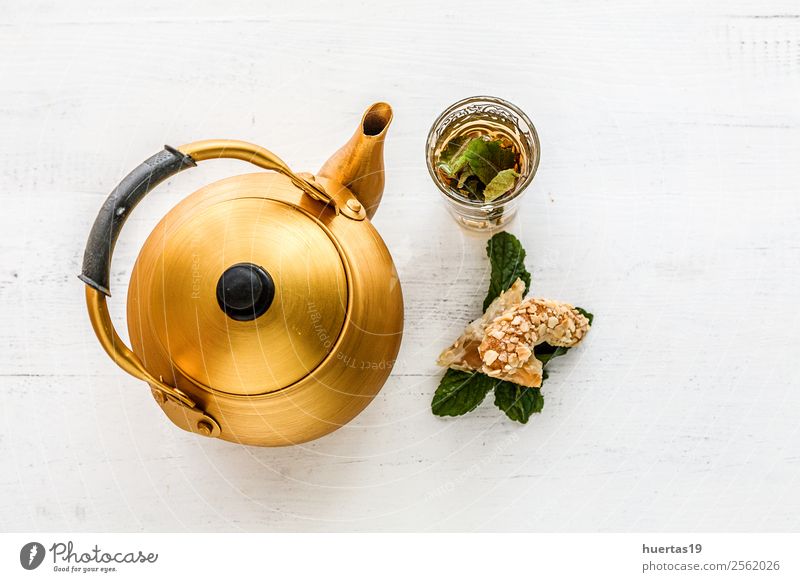 Arabische goldene Teekanne Mittagessen Abendessen Diät Getränk Kultur Blume Blüte dunkel frisch lecker oben Spezialitäten Sakura Orientalisch Textfreiraum