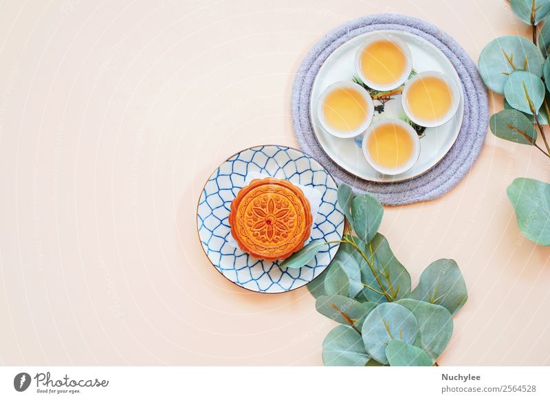 Draufsicht auf den chinesischen Mondkuchen Dessert Tee Design Glück schön Dekoration & Verzierung Feste & Feiern Kunst Kultur Pflanze Blume Blatt frisch heiß