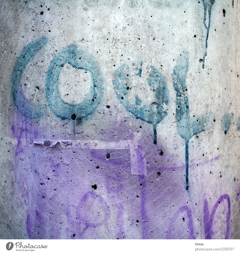 krass Gemälde Beton Graffiti Coolness violett Leidenschaft Leben Farbe Idee Inspiration Kreativität Irritation Laternenpfahl Schmiererei beschmutzen unklar