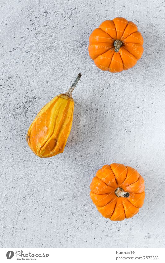 Halloween Dekoration Hintergrund Lebensmittel Gemüse Dekoration & Verzierung Feste & Feiern Kunst Herbst Ornament natürlich oben sauer orange Angst Kürbis