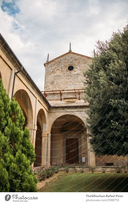 Kloster Kirche alt ästhetisch Italien Bauwerk Baum Wolken Religion & Glaube Reisefotografie Pause Bogen Tür Mauer Farbfoto Außenaufnahme Menschenleer