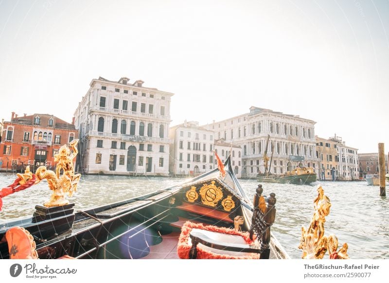 Venedig - Gondel Dorf Stadt blau gold grün rot schwarz Tourismus Riesenrad Ornament Wasserfahrzeug Haus Kanal Canal Grande alt ästhetisch Farbfoto Außenaufnahme