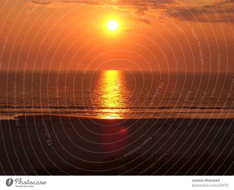 roter Stern Meer Wolken Reflexion & Spiegelung Dänemark Henne Strand Sonne Wasser Sand Himmel Sonnenuntergang