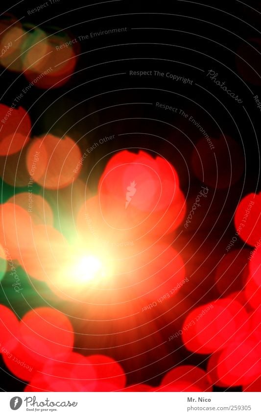 geleuchte Nachtleben Kunst rot Lampe rund leuchten glänzend Punkt grell blutkörperchen außergewöhnlich bizarr Kitsch Kreis Energie knallig Farbfleck Lichtkegel