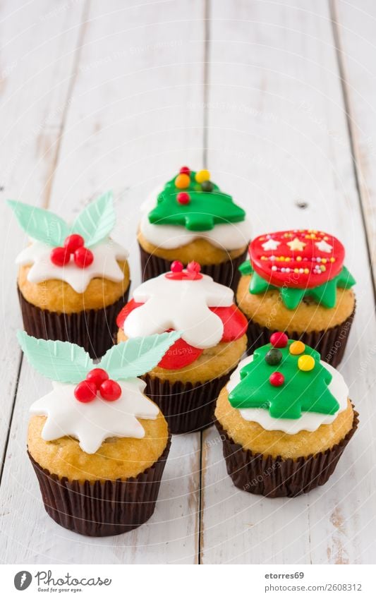 Weihnachtskuchen Lebensmittel Foodfotografie Backwaren Kuchen Dessert Süßwaren Bonbon Frühstück Weihnachten & Advent gut süß rot Cupcake Zucker Bergfest