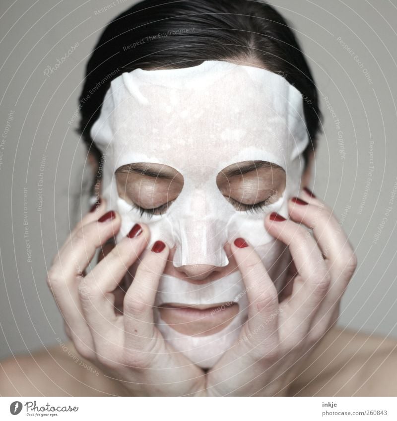 die Maske Lifestyle Reichtum Stil schön Körperpflege Haut Gesicht Nagellack Wellness Sinnesorgane Erholung ruhig Kur Frau Erwachsene Leben Hand