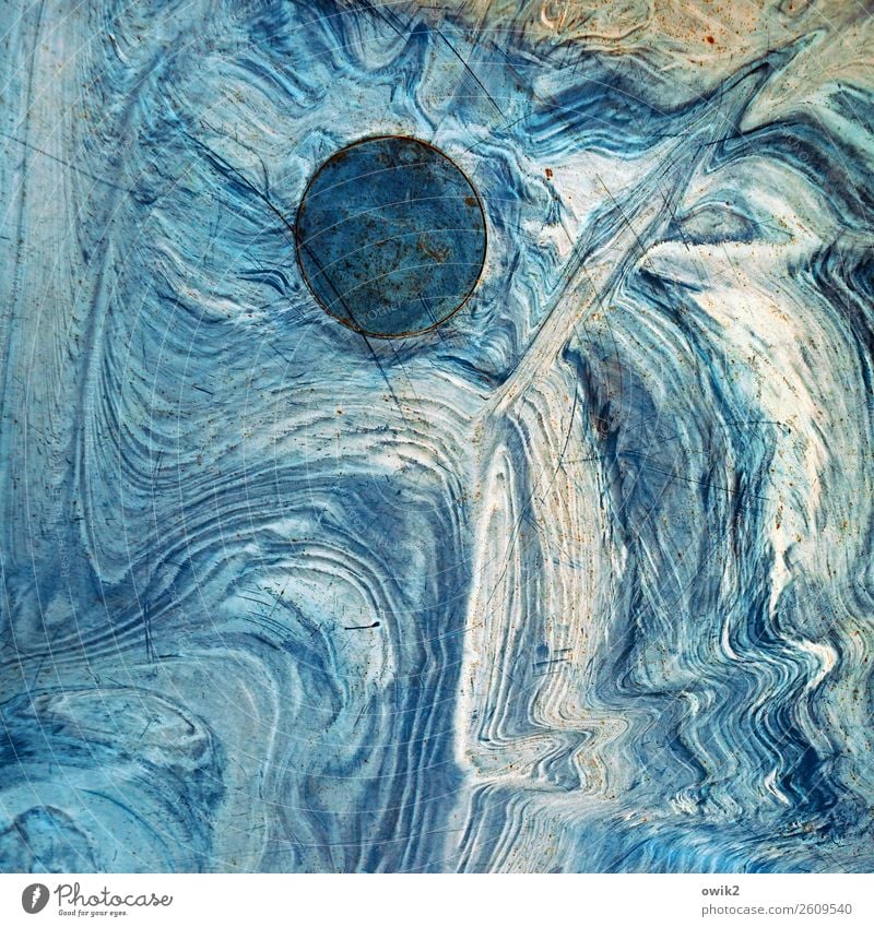 Blauer Planet Landschaft Urelemente Kreis rund Schliere Kunststoff Bewegung wild blau türkis Schramme Kratzer Mond Mondlandschaft Galaxie Farbfoto Außenaufnahme