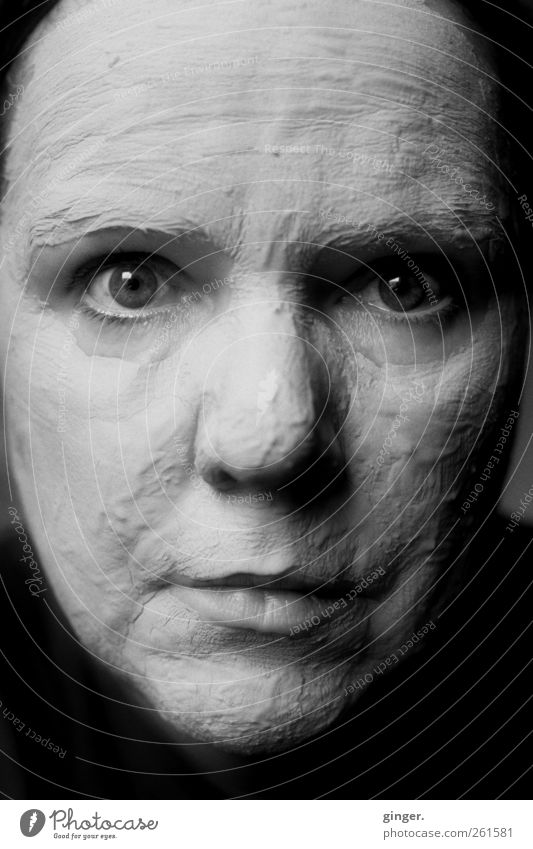 Wenn's schee macht... (Frauen-Portrait mit Heilerde Gesichtsmaske) schön Körperpflege Maske Wellness Mensch feminin Erwachsene Leben Kopf Auge Mund 1