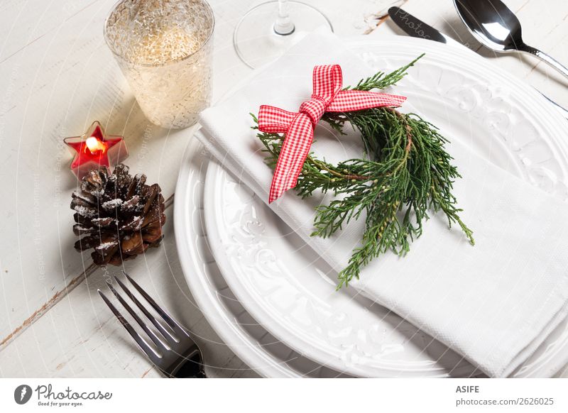 Weihnachtstisch Platzierung Essen Abendessen Besteck Gabel Löffel Stil Design Tisch Restaurant Feste & Feiern Weihnachten & Advent Baum Kerze Holz Schnur