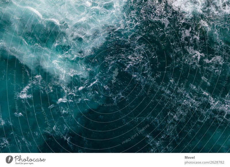 Surfaces Part 1 Natur Wasser Klima Klimawandel Wellen Küste Meer Insel Aggression ästhetisch Abenteuer Italien Oberflächenstruktur blau Schaumberg Wasserwirbel