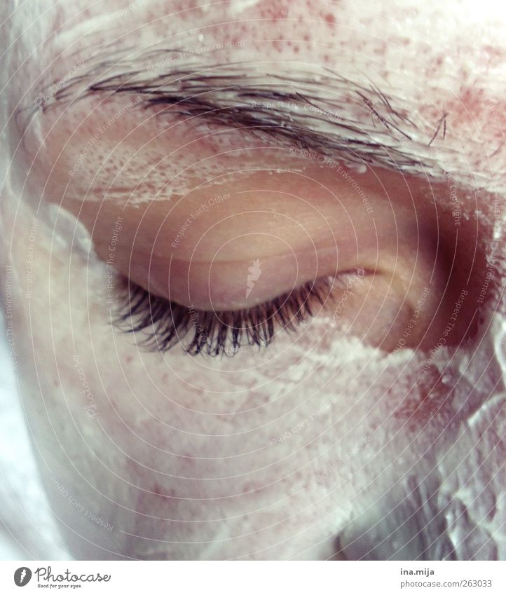 Gesichtsmaske geschlossenes Auge schön Körperpflege Haut Kosmetik feminin Junge Frau Jugendliche 18-30 Jahre Erwachsene ruhig Akne Wimpern Augenbraue Pore