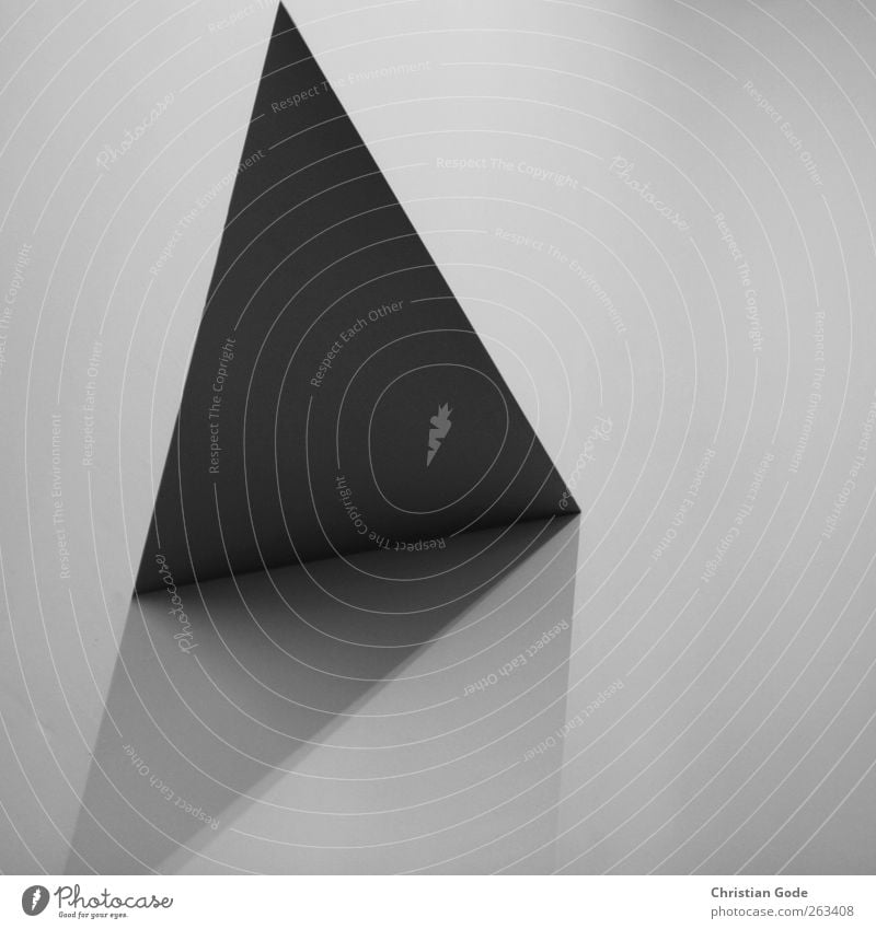 Durchgang Menschenleer weiß Dreieck Strukturen & Formen Quadrat schwarz Schwarzweißfoto Raute grau Grauwert diagonal Lichtspiel Schatten abstrakt