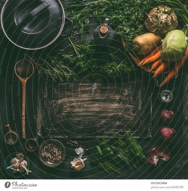 Rustikal Hintergrund mit Topf und Gemüse Lebensmittel Suppe Eintopf Ernährung Bioprodukte Vegetarische Ernährung Diät Geschirr Design Gesunde Ernährung Tisch