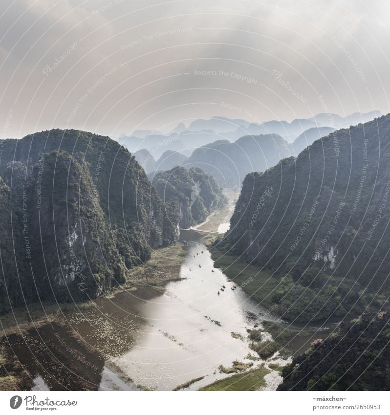 Tràng An - Ninh Binh - Vietnam Umwelt Natur Landschaft Urelemente Erde Wetter Nebel Hügel Felsen Berge u. Gebirge Ferien & Urlaub & Reisen natürlich gestaffelt