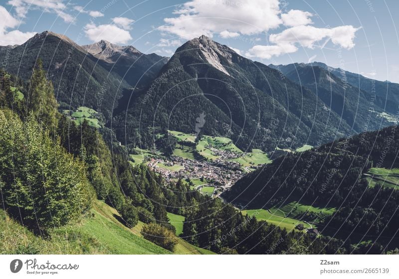 St. Leonhard im Passeier | E5 wandern Klettern Bergsteigen Natur Landschaft Himmel Sommer Schönes Wetter Alpen Berge u. Gebirge Dorf natürlich blau grün