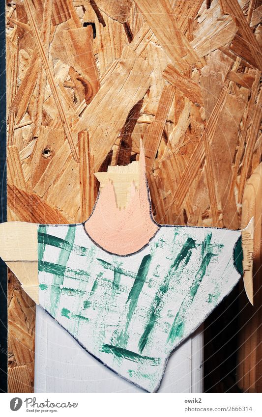 Torso Figur kopflos Holz Desaster Zerstörung Farbfoto Innenaufnahme Detailaufnahme Menschenleer Textfreiraum oben Kunstlicht Totale