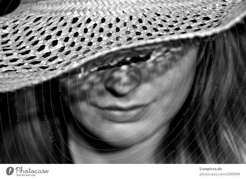 Steino Mensch feminin Junge Frau Jugendliche Erwachsene Kopf 1 18-30 Jahre grau schwarz weiß Porträt Schwarzweißfoto Innenaufnahme Kunstlicht Blitzlichtaufnahme