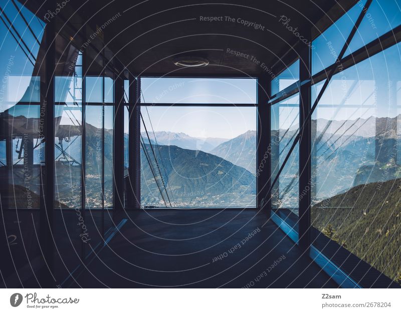 modernes Alpenpanoarama wandern Klettern Bergsteigen Natur Landschaft Berge u. Gebirge Gipfel Seilbahn Gondellift Plattform Glasfassade gigantisch kalt Stadt