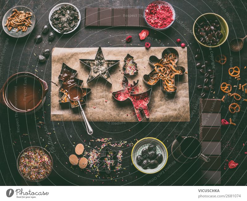 Hausgemachte Schokolade für Weihnachten Lebensmittel Süßwaren Ernährung Festessen Geschirr kaufen Stil Design Winter Häusliches Leben Dekoration & Verzierung
