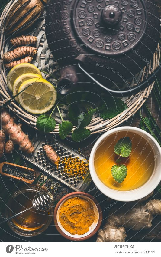 Tee aus Kurkuma und Ingwer mit Honig Lebensmittel Kräuter & Gewürze Ernährung Bioprodukte Vegetarische Ernährung Diät Getränk Heißgetränk Geschirr Tasse Stil