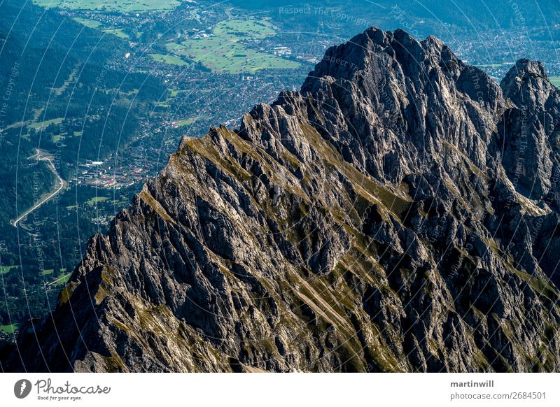 Blick von oben auf den Waxsenstein Berge u. Gebirge wandern Natur Landschaft Schönes Wetter Felsen Alpen Waxenstein Gebirgsrücken Gipfel bedrohlich eckig