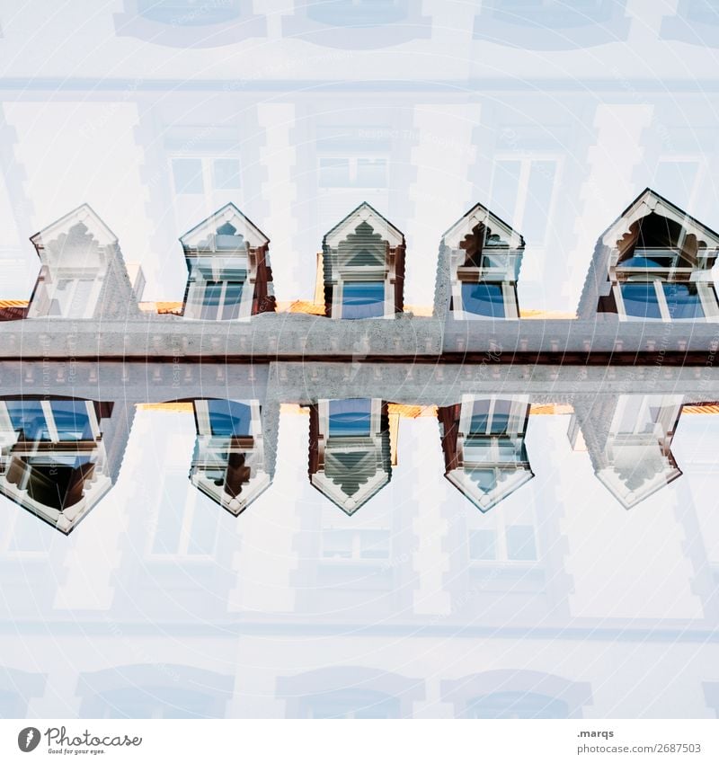 Spiegelung (unlogisch) Stil Häusliches Leben Haus Bauwerk Architektur Fenster Dach außergewöhnlich einzigartig verrückt Inspiration Perspektive Symmetrie
