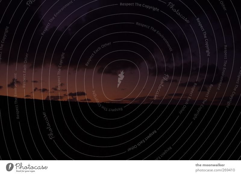 zwischen tag und nacht. Umwelt Landschaft Erde Himmel Wolken Nachthimmel Horizont Sonnenaufgang Sonnenuntergang Sonnenlicht Sommer Winter Lanzarote Kanaren