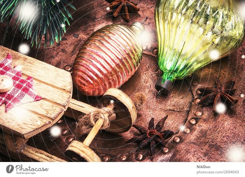 weihnachtliche Retro-Dekoration Feiertag Weihnachten Dekoration & Verzierung Winter Jahr Saison neu Ast Tanne Schlitten Ornament Schnee festlich Kugel glänzend
